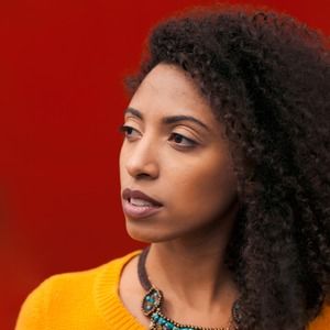 Meet your Posher, Nona